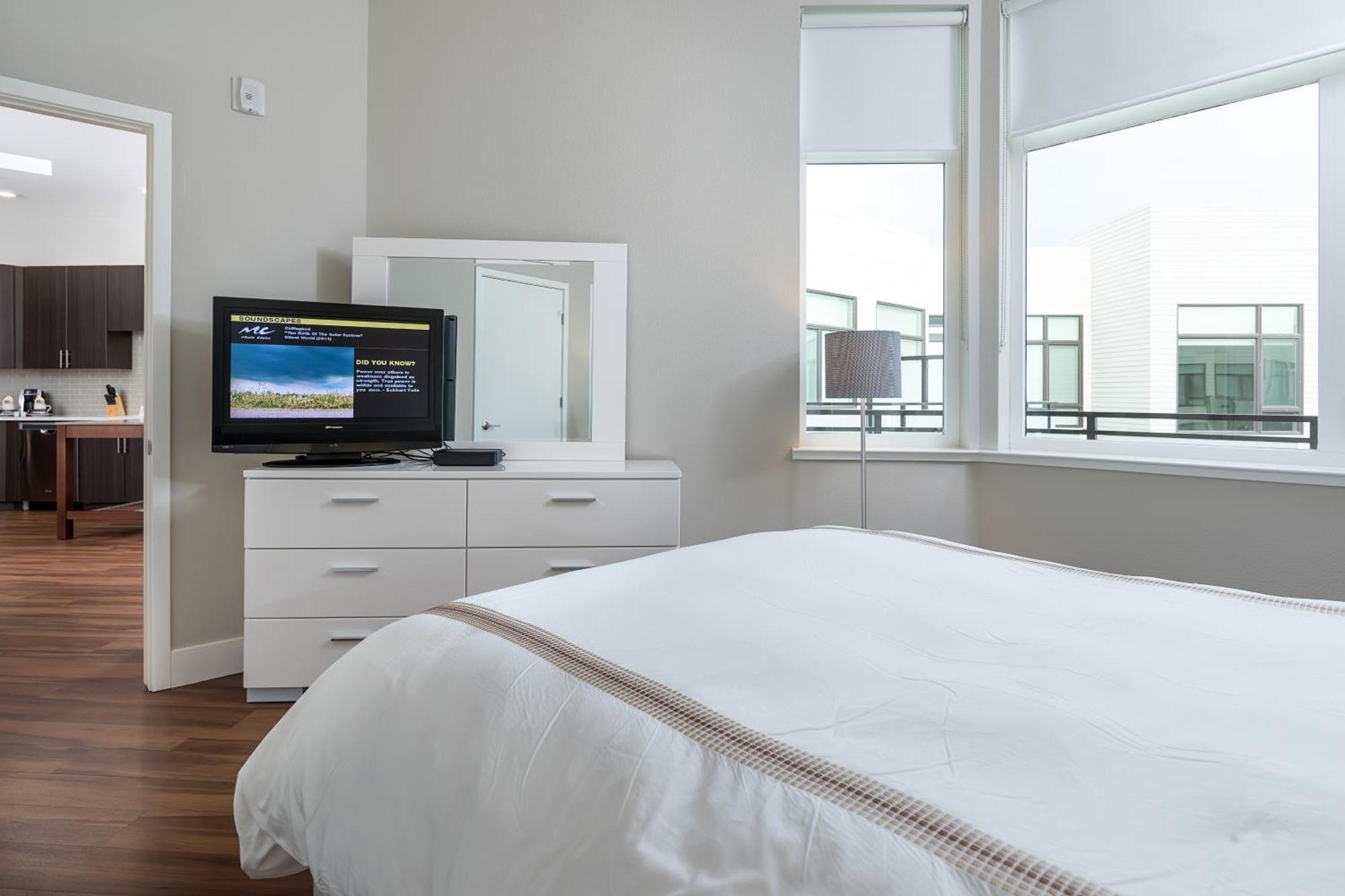 Global Luxury Suites At Downtown Маунтин-Вью Номер фото